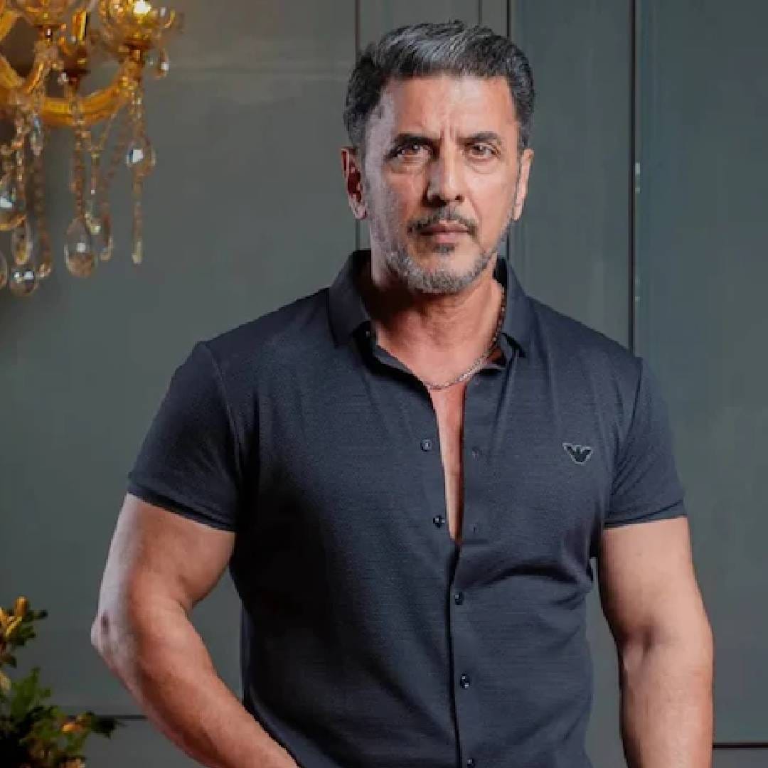 त्यावेळी बबलूने ट्रोलर्सना सडेतोड उत्तर देत म्हटलं होतं, "जर शीतलच्या कुटुंबीयांना या लग्नाबद्दल काही अडचणी नसतील, तर जगाने काळजी करण्याची गरज नाही. ती वयाने लहान असली तरी तिची बुद्धिमत्ता प्रौढ स्त्रियांइतकीच आहे."
