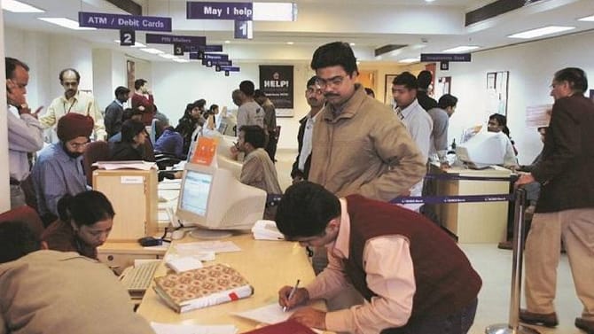 एप्रिल फूल नका समजू... हे खरंच आहे... एप्रिल महिन्यात 8-10 दिवस नव्हे