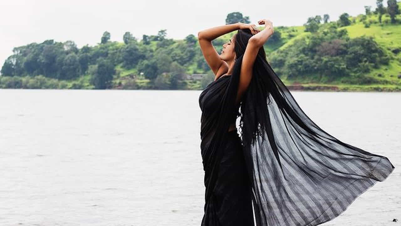 भारताने वर्ल्ड कप जिंकल्यास ऑन कॅमेरा कपडे काढून टाकेन, या बोल्ड अभिनेत्रीने केलेलं विधान