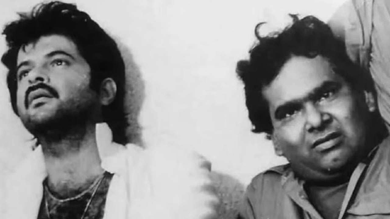 बोनी कपूर यांनी सांगितले की, चित्रपट फ्लॉप झाल्यामुळे सतीश कौशिक इतके हताश झाले होते की, ते आत्महत्येचा विचार करू लागले. बोनी कपूर म्हणाले, "सतीश चालत्या कारमधून उडी मारण्यासाठी तयार झाले होते. इतकेच नाही तर हॉटेलवर पोहोचल्यानंतर पहिल्या मजल्यावरून खाली उडी मारण्याबाबतही ते बोलत होते." आपली वेदना लपवत सतीश कौशिक यांनी विनोदी शैलीत सांगितले की, "जेव्हा मी हॉटेलच्या पहिल्या मजल्यावर उभा होतो, तेव्हा खाली जेवणाची व्यवस्था केली होती. अचानक माझ्या मनात विचार आला की, जर मी खाली उडी मारली आणि जेवणाच्या ताटांवर पडलो, तर लोकांना वाटेल की मी जेवण्यासाठी उडी मारली आहे, आत्महत्येसाठी नाही."