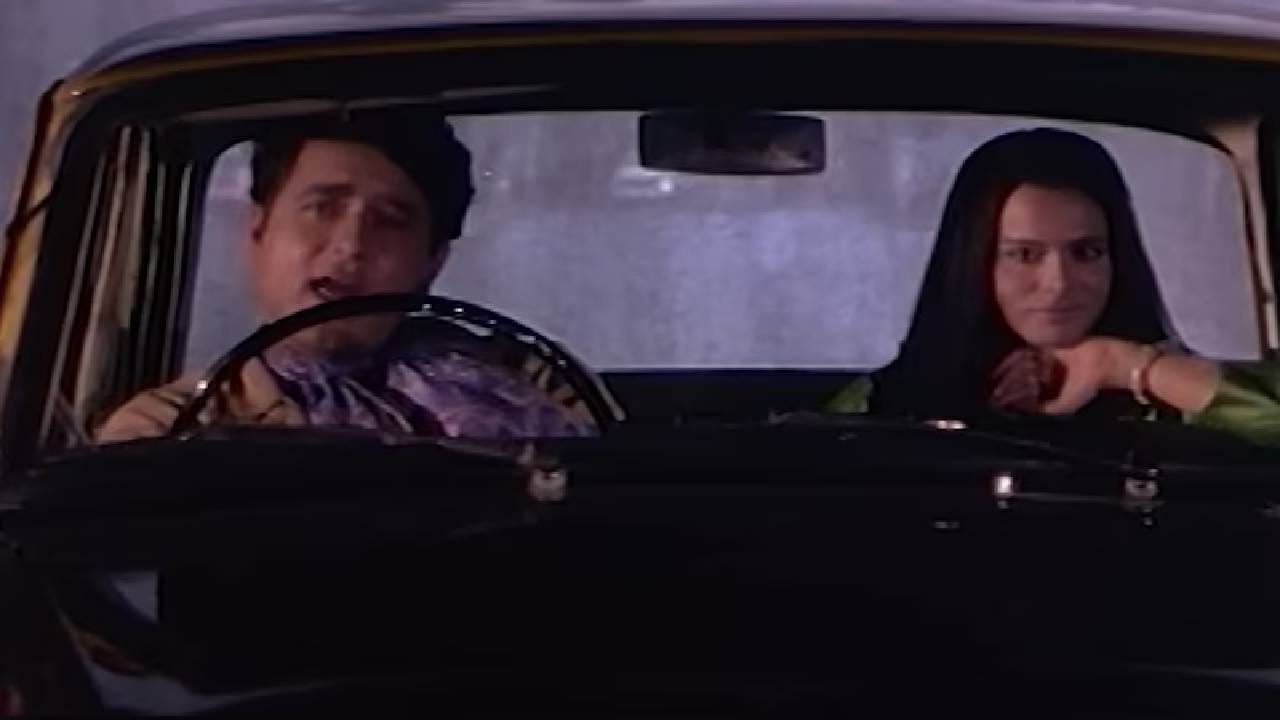 जुन्या काळातील रोमांटिक गाण्यांची जादू आजही संगीतप्रेमींच्या मनावर अधिराज्य गाजवतो. त्या काळात रोमांटिक गाण्यांचा इतका जोर होता की, ऐकताक्षणी लोकांचे मन ताजेतवाने व्हायचे. आजही कोट्यवधी लोकांनी ही गाणी मनापासून आवडतात. लाखो लोक या जुन्या गाण्यांशी आजही जोडले गेल्याचे अनुभवतात. एक असेच गाणे आहे जे 53 वर्षांपूर्वी आले होते. आता पुन्हा एकदा ट्रेंड होत आहे.