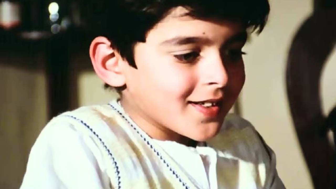 जुन्या काळातील गाण्यांचे एक वैशिष्ट्य म्हणजे ती केवळ एखाद्या कथेपुरती किंवा ठराविक काळापुरती मर्यादित नसायची. या गाण्यांमध्ये वेदना, आशा, तक्रार आणि प्रेम या सर्वांचा संगम असायचा. शब्द अतिशय साधे असायचे पण त्यांचा प्रभाव मात्र खोल असायचा. लोक या गाण्यांशी सहज जोडले जायचे कारण त्यात सामान्य जीवनातील सत्य असायचे. ही गाणी प्रत्येक व्यक्तीच्या भावनांना स्पर्श करायची. आजच्या काळात वाजत असलेल्या 'लाऊड' म्युझिकमध्येही त्या काळातील गाणी आपली वेगळी ओळख टिकवून आहेत. लोक आजही ती ऐकणे आणि गुणगुणणे पसंत करतात.