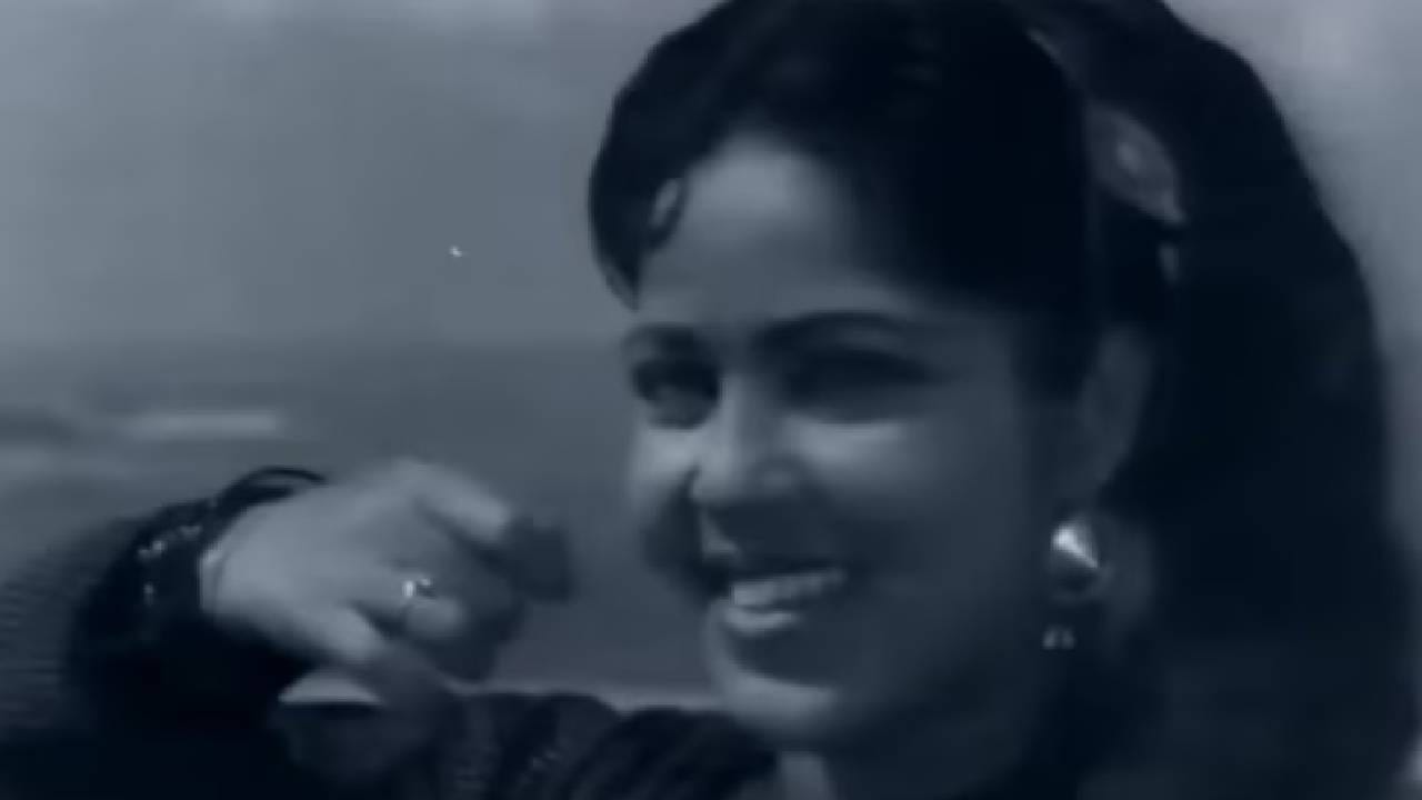 या चित्रपटाच्या बजेट आणि कमाईचे अचूक आकडे आजच्या काळाच्या तुलनेत फारसे उपलब्ध नाहीत. तरीही मानले जाते की कमी बजेटमध्ये बनलेल्या या चित्रपटाने बॉक्स ऑफिसवर चांगली कमाई केली आणि हिट सिद्ध झाला. याची कथा, अभिनय आणि विशेषतः संगीत याने याला अविस्मरणीय बनवले. याच कारणामुळे आजही ‘CID’ आणि त्यातील हे प्रसिद्ध गाणे प्रेक्षकांच्या मनात जिवंत आहे.