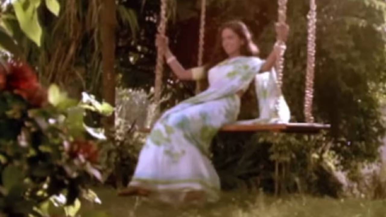 प्रेक्षकांनी या गाण्याला तत्काळ आपलेसे केले आणि ते 70च्या दशकातील रोमँटिक गाण्यांच्या यादीत सामील झाले. आजही हे गाणे ऐकणारे लोक त्याला क्लासिक मानतात, कारण त्याची धून आणि भावना कधीही जुनी होत नाही. या गाण्याचे बोल रवींद्र जैन यांनीच लिहिले होते. प्रत्येक शब्द इतका मोकळा आणि मासूम होता की तो प्रेमाची निष्पापता व्यक्त करत होता. ‘सजना ओ सजना’ ही ओळ आजही लोकांच्या ओठांवर येते.