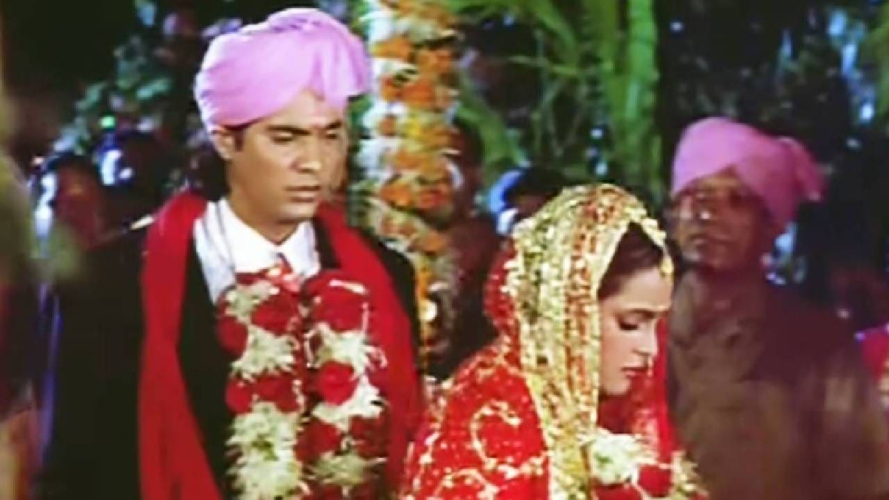 विशेष म्हणजे 90 च्या काळात आलेले हे गाणे आज एक ‘हार्टब्रेक अँथम’ बनले असून ते सोनू निगम यांच्या अविस्मरणीय गाण्यांपैकी एक मानले जाते. हे गाणे कृष्ण कुमार आणि शिल्पा शिरोडकर यांच्यावर चित्रित करण्यात आले होते. चित्रपटाबद्दल बोलायचे झाले तर याचे दिग्दर्शन गुलशन कुमार यांनी केले होते. चित्रपटात कृष्ण कुमार आणि शिल्पा शिरोडकर यांच्यासोबत अरुणा इराणी शक्ती कपूर आणि किरण कुमार यांसारख्या दिग्गज कलाकारांची फौज होती.