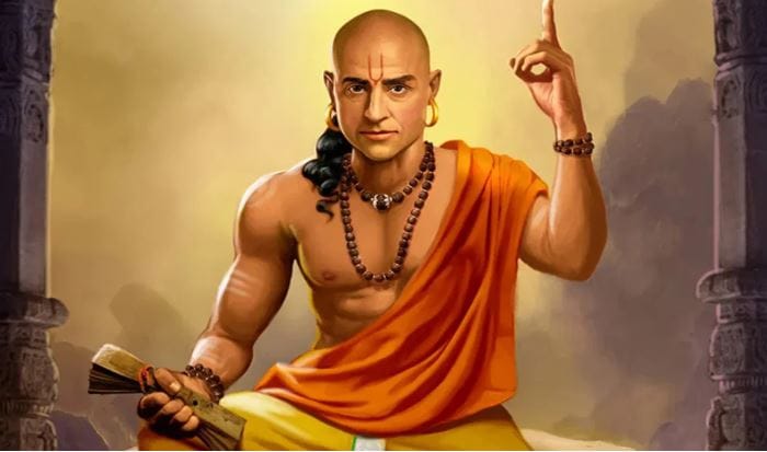 आचार्य चाणक्य यांच्या शिकवणीनुसार कोणत्याही एकाच स्त्रोतातून पैसे येत असतील तर भविष्यात तुम्हाला पैशांची चणचण भासू शकते. त्यामुळे पैशांचे इतरही स्त्रोत तयार करा. तुमच्याकडे वेगवेगळ्या स्त्रोतांच्या माध्यमातून पैसे आले पाहिजेत. त्यामुळे तुमचे आर्थिक स्थैर्य वाढते, असे चाणक्य सांगतात.