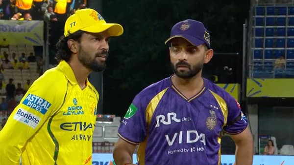 CSK vs KKR : केकेआरने टॉस जिंकला, सीएसकेची बॅटिंग, महेंद्रसिंह धोनी खेळणार? पाहा प्लेइंग ईलेव्हन