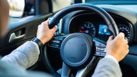 April- 2026 मध्ये धमाका! 3 नवीन इलेक्ट्रिक कार्स होणार लाँच, बजेट 7-सी.