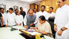 सुनेत्रा पवार मुख्यमंत्री होणार? भाजप गोटातूनही मोठी प्रतिक्रिया