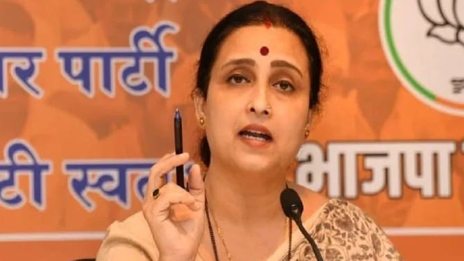 100 टक्के बुलडोझर फिरवा, TCS प्रकरणावर चित्रा वाघ यांची रोखठोक भूमिका