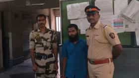 डिलिव्हरी बॉयच्या कृत्याने मुंबई हादरली, तो साडी घेऊन आला अन्...