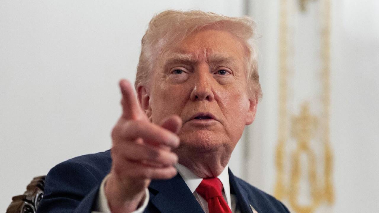 अमेरिकेचा भारताला अत्यंत मोठा दणका, थेट घोषणा, डोनाल्ड ट्रम्प यांनी टॅरिफ पेक्षाही…