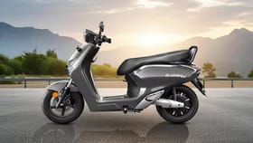 60 हजारांत हाय-स्पीड इलेक्ट्रिक स्कूटर, ओला ते हिरोपर्यंत दमदार पर्याय.