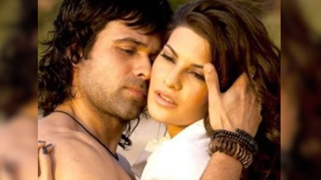 बॉलिवूड अभिनेता इमरान हाशमीच्या चित्रपटांइतकीच त्याच्या गाण्यांचीही जबरदस्त लोकप्रियता आहे. त्याच्या प्रत्येक चित्रपटातील गाणी रिलीज होताच प्रेक्षकांच्या मनात घर करतात आणि सोशल मीडियावर प्रचंड व्हायरल होतात. 