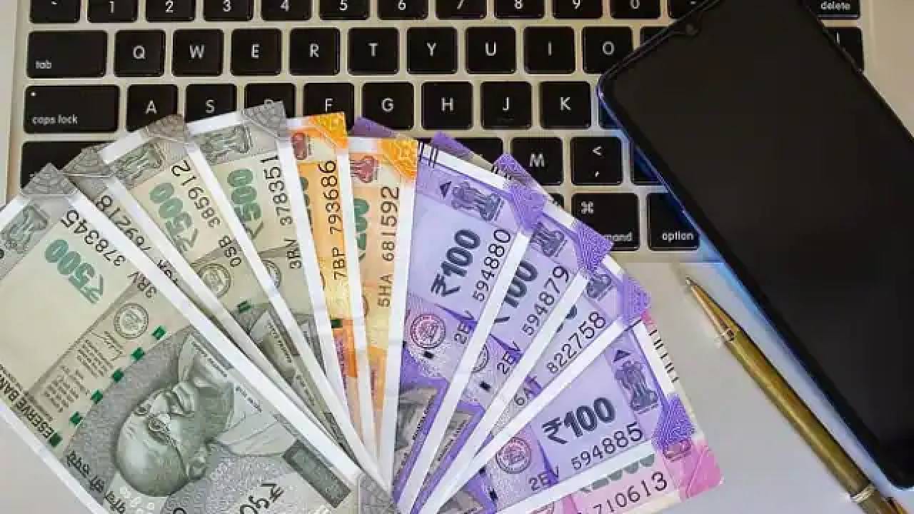 प्रत्येक शेअरवर 270 रुपयांचे बंपर डिव्हिडंड देण्याचा निर्णय कंपनीने घेतला आहे. त्यासाठी रेकॉर्ड डेट ही 7 मे 2026 आहे. या तारखेपर्यंत ज्या पात्र गुंतवणूकदारांकडे हा शेअर असेल त्याला फायदा होईल. 21 मे रोजी कंपनी अंतरिम डिव्हिडंडचे पेमेंट करेल. 