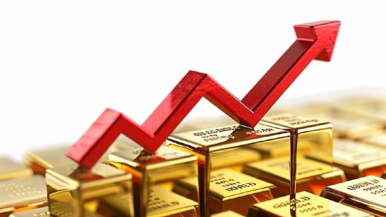 आज पुन्हा एकदा सोन्याचे भाव चांगलेच वाढले आहेत. जळगावच्या सराफ बाजारात सोन्या आणि चांदीच्या दरात मोठी  वाढ झाली आहे. त्यामुळे सर्वसामान्यांना सोने खरेदी करताना दहा वेळा विचार करावा लागणार आहे.