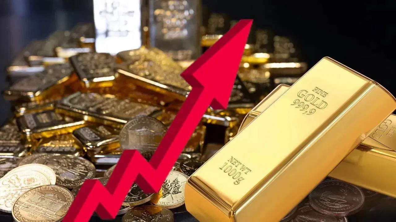 Todays Gold Rate: सोन्याचा भाव कडाडला! सर्वसामान्यांना खरेदी करताना विचार करावा लागणार, आज 10 ग्रॅमसाठी…