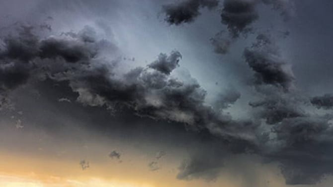 राज्यावर संकट! प्रशासनाकडून हाय अलर्ट जारी, महत्वाच्या कामाशिवाय..