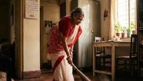 अंधार पडल्यावर घर साफ करत असाल तर व्हा सावध, काय आहे नेमकं कारण?