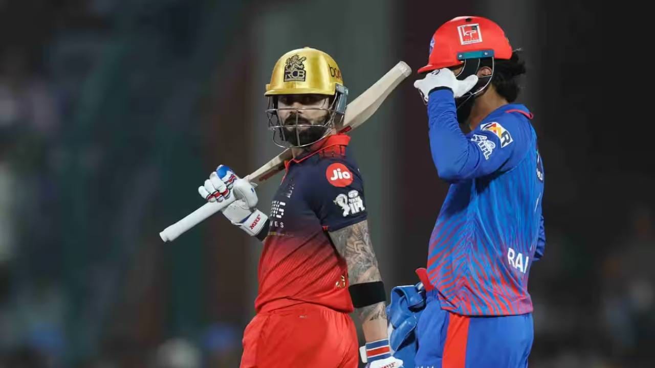 आरसीबीकडून विराट कोहली आणि जेकब बेथेल ही जोडी मैदानात उतरली. या जोडीने पहिल्या विकेटसाठी 26 धावाच केल्या. यानंतर विराट कोहलीने देवदत्त पडिक्कलसोबत विजयी धावा पूर्ण केल्या. यासह, आरसीबीने अवघ्या 6.3 षटकांत 76 धावा करून 9 गडी राखून विजय मिळवला. म्हणजेच 39 चेंडूत विजय मिळवला. पण मुंबई इंडियन्सचा विक्रम मोडण्याची संधी हुकली.  (Photo: IPL/BCCI)