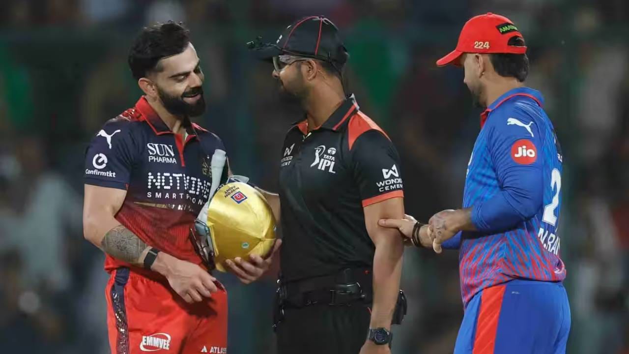 आरसीबीकडे हा विक्रम मोडण्याची चांगली संधी होती, पण रॉयल चॅलेंजर्स बंगळुरूच्या फलंदाजांनी अतिरिक्त 6 चेंडूंचा सामना करत हातातली संधी सोडली. त्यांनी 39 चेंडूंमध्ये 76 धावा केल्या. यासह आयपीएलमधील दुसरा सर्वात जलद पाठलाग करण्याचा विक्रम आपल्या नावावर केला आहे. (Photo: IPL/BCCI)