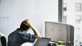 सरकारकडून अचानक या पदांसाठीची भरती रद्द, विद्यार्थ्यांना मोठा झटका.