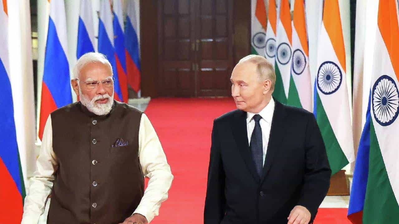 रशिया आला भारताच्या मदतीला धावून, जग बघतच राहिले, थेट 40 टक्के..