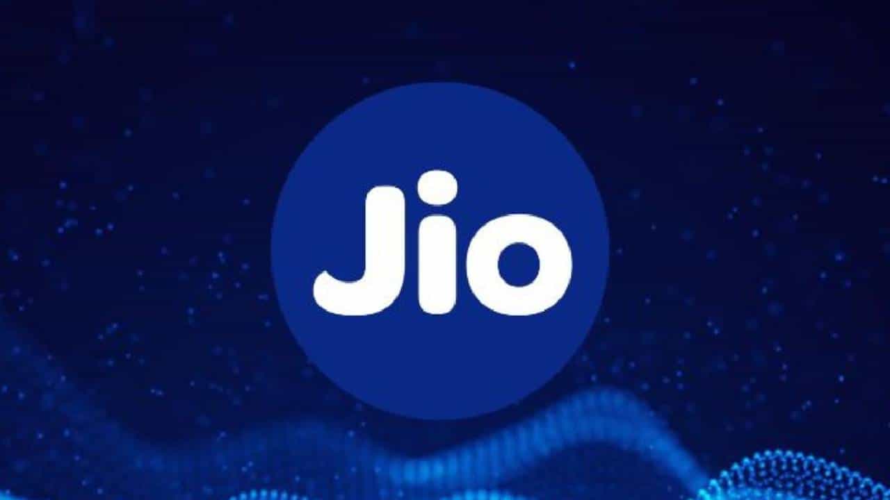 दररोज 1.5 जीबी डेटा आणि 84 दिवसांची वैधता, जाणून घ्या कोणाचा प्लॅन आहे सर्वात स्वस्त