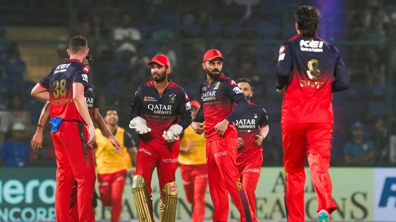 RR vs RCB : लावा ताकद, आरसीबीच्या मॅचविनर बॉलरची Playing 11 मध्ये एन्ट्री, राजस्थान हॅट्रिकपासून रोखणार?