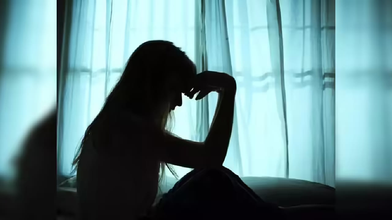 कानपूर हादरलं, 10 वर्षाच्या भावाला बांधून ठेवत 7 वर्षांच्या बहिणीवर अत्याचार