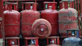 टॅक्स हटवल्यास 913 रुपयांचा सिलेंडर किती रुपयांनी होईल स्वस्त?.