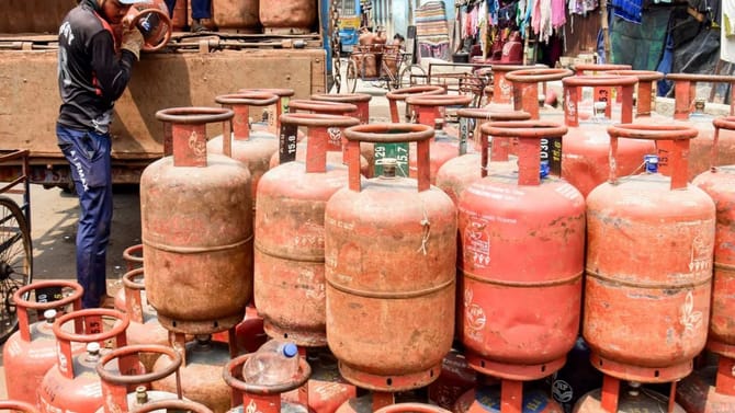 सरकारचे LPG, CNG आणि PNG संदर्भात मोठे अपडेट! गॅस संकटात सरकारचे पाऊल