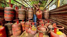 एलपीजी सिलिंडर बुकिंगमध्ये मोठा बदल; सरकारकडून ग्राहकांना इशारा.