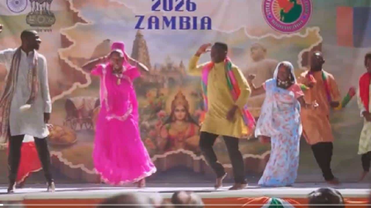 झांबियात भोजपुरी गाणे लॉलीपॉप लागेलूवर कडक डान्स, व्हिडिओ बघाच एकदा