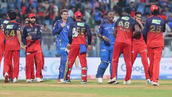 IPL स्पर्धेतील रटाळ सामना म्हणून मुंबई इंडियन्स आणि आरसीबी सामन्याची चर्चा, झालं असं की..