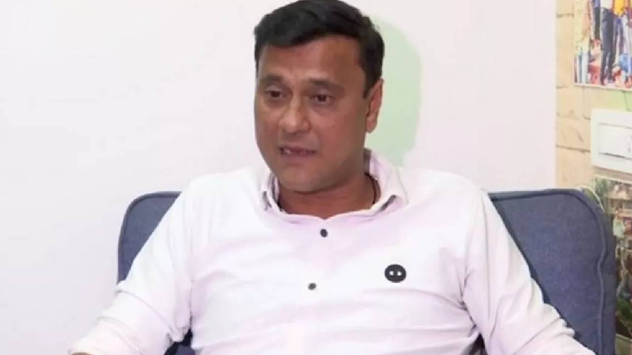 MNS : आनंद दिघे असते तर निरूपमच्या कानाखाली लावली असती, एकनाथ शिंदेंनी एवढं तरी करावं, मनसेने डिवचलं