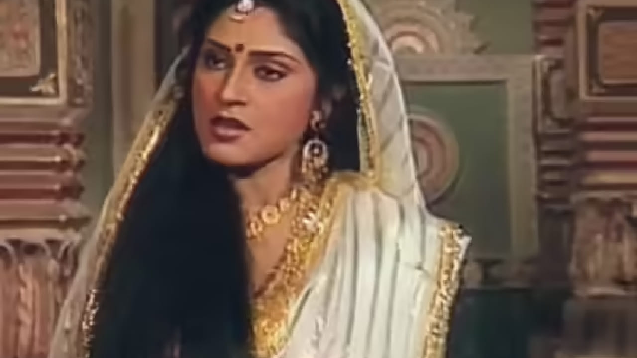 बी. आर. चोपडा यांना अशी अभिनेत्री हवी होती जी द्रौपदीचा आत्मसन्मान, संताप आणि संवेदनशीलता प्रभावीपणे साकारू शकेल. रूपा गांगुली यांनी स्क्रीन टेस्टमध्ये या भावना इतक्या प्रभावीपणे मांडल्या की त्या या भूमिकेसाठी परफेक्ट ठरल्या. 