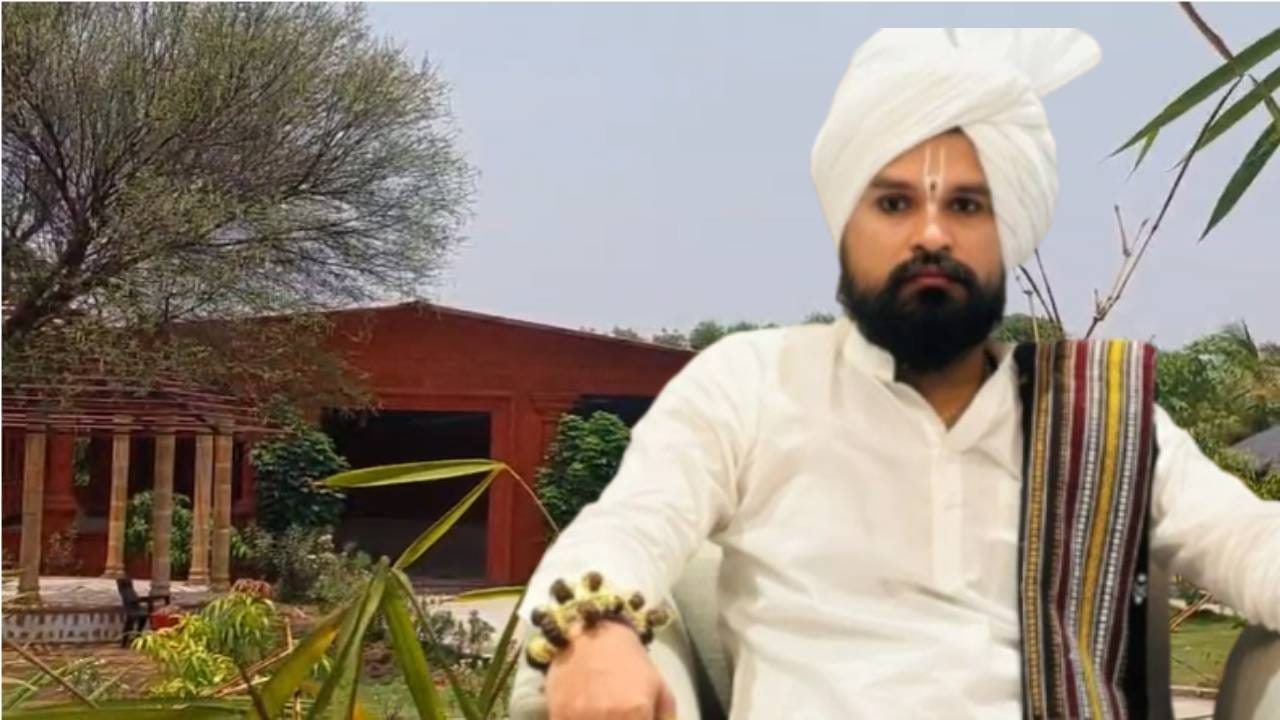 सुके बोंबिल विकायचा,अचानक गायब झाला अन् एक दिवस थेट अवतार म्हणून आला… भोंदू मनोहरनं कसं उभारलं साम्राज्य?