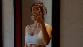 अभिनेत्याशी ब्रेकअप, मग क्रिकेटपटूसोबत मोडलं लग्न, कोण आहे ती?.