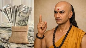 चाणाक्य म्हणतात, उत्पन्न वाढवायचे असेल तर, 'या' गोष्टी सर्वात आधी सोडा