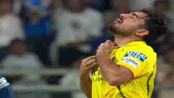 MI vs CSK :आईच्या निधनानंतर मैदानात उतरला, पहिल्या ओव्हरमध्ये विकेट, कोण आहे मुकेश चौधरी?