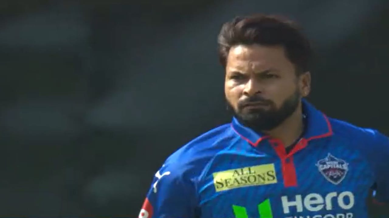 DC vs MI Live Score, IPL 2026: मुकेश कुमारकडून मुंबईला झटका, एकाच ओव्हरमध्ये 2 धक्के, रायन-तिलक आऊट DC vs MI Live Score, IPL 2026: मुकेश कुमारकडून मुंबईला झटका, एकाच ओव्हरमध्ये 2 धक्के, रायन-तिलक आऊट