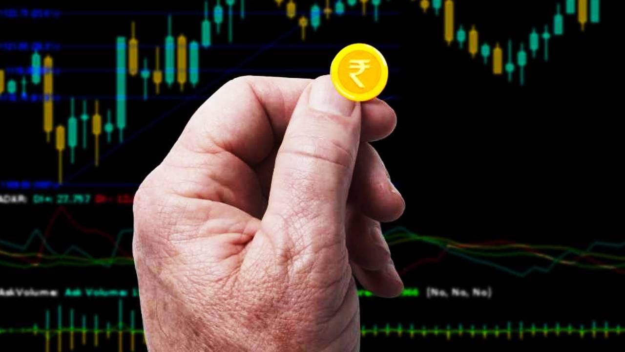 इंडिया बुल्सचा शेअर गेल्या 52 आठवड्यात 8.93 रुपयांवरून जवळपास 120 टक्क्यांनी उसळला आहे. हा शेअर त्याच्या उच्चांकाजवळ, 20.91 रुपयांच्या जवळपास आहे. एकाच महिन्यात या शेअरने घेतलेली भरारी दिग्गज कंपन्यांना अचंबित करणारी आहे. 