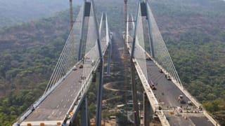 मुंबई-पुणे एक्सप्रेसवेवरील ‘मिसिंग लिंक’ प्रकल्प 1 मे पासून वाहतुकीसाठी खुला; अवजड वाहनांना..