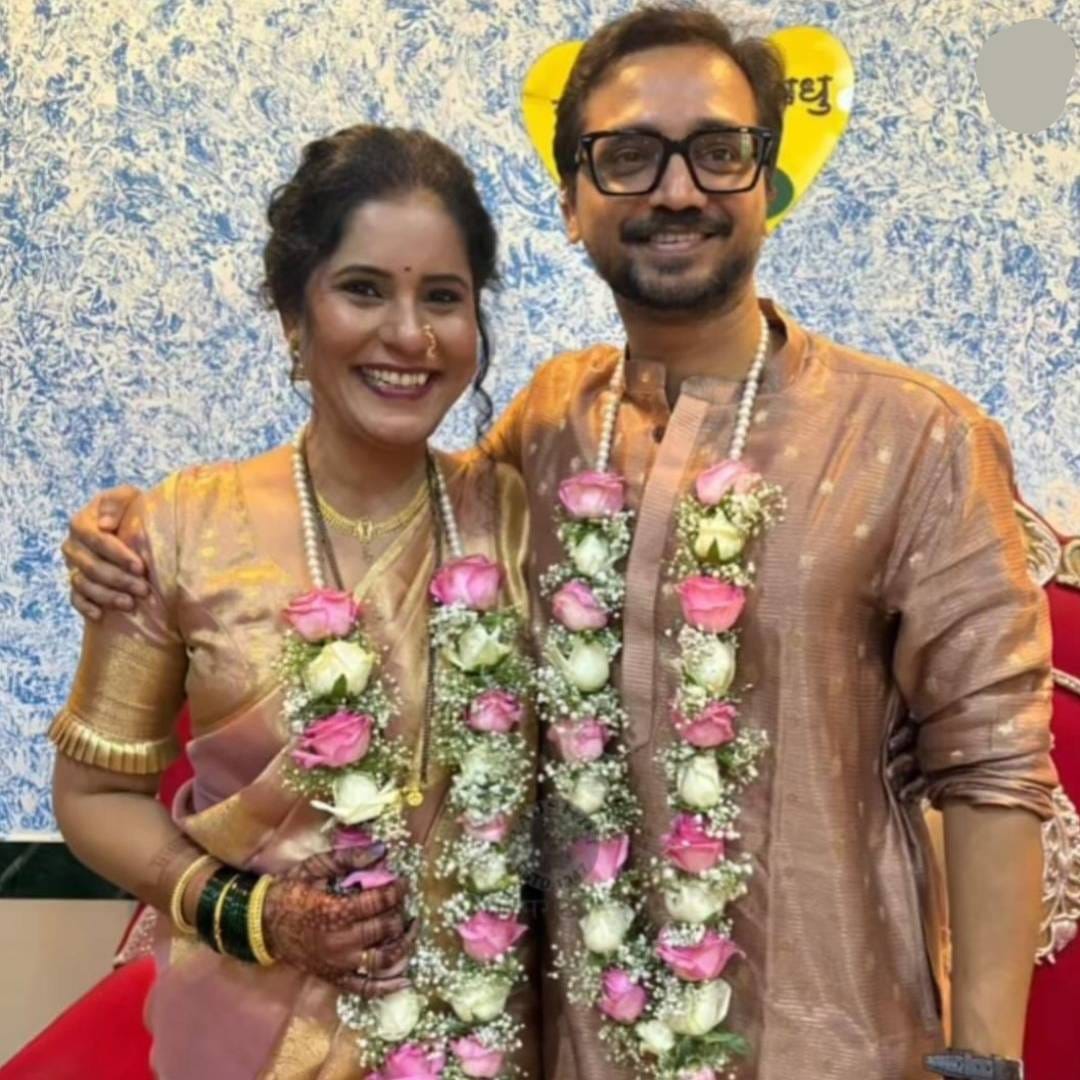 पहिल्या लग्नानंतर काही काळातच नंदिताचा घटस्फोट झाला होता. पतीपासून विभक्त झाल्यानंतर सगळ्या गोष्टी एकटीनं करणं खूप कठीण गेलं होतं. स्वत:ला सांभाळून इतरांसमोर सतत हसरा चेहरा ठेवणं खूप कठीण असल्याची भावना तिने व्यक्त केली होती. 
