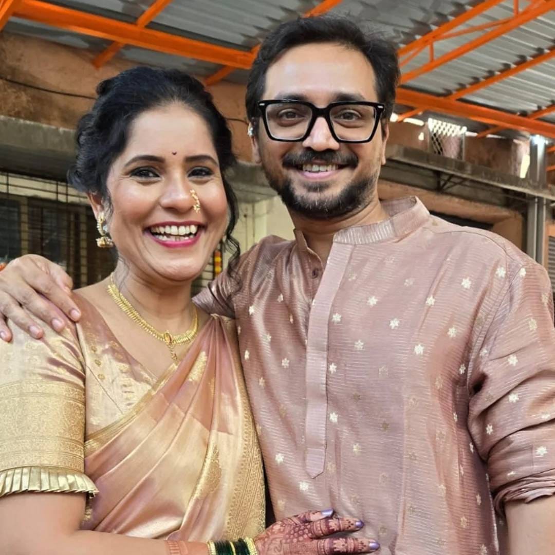 'खारी बिस्किट', 'लालबागची राणी', 'पाणी' यांसारख्या चित्रपटांमध्येही नंदिताने तिच्या अभिनयाची चुणूक दाखवली. नंदिताचं हे दुसरं लग्न आहे. एका मुलाखतीत ती तिच्या पहिल्या लग्नाविषयी मोकळेपणे व्यक्त झाली होती. 
