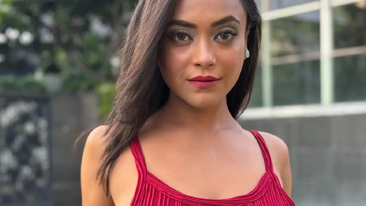 नेहलच्या मते, इंटीमेट सीनचे शूटिंग हे फक्त दिग्दर्शकाच्या सूचनांवर अवलंबून नसते. अनेकदा दिग्दर्शकांनाही असे सीन प्रभावीपणे कसे साकारायचे हे पूर्णपणे समजत नाही. अशा वेळी इंटीमेसी कॉर्डिनेटरची भूमिका महत्त्वाची ठरते. ते सीनची संपूर्ण रूपरेषा तयार करून कलाकारांना योग्य प्रकारे मार्गदर्शन करतात. ज्यामुळे सीन अधिक वास्तवदर्शी वाटतो.