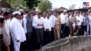 Nashik Car Accident | नाशिकच्या दिंडोरीत भीषण अपघात; विहिरीत कार कोसळून एकाच कुटुंबातील 9 जणांचा मृत्यू