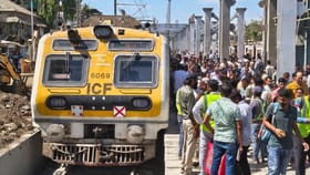 विरार येथे पंधरा डब्याच्या लोकलसाठी मोठी सुविधा,फलाट 15 डब्यासाठी सज्ज.