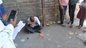 बायकोला कसे तोंड दाखवू ?, गॅस मिळत नसल्याने स्वत:चे डोके फोडले !.